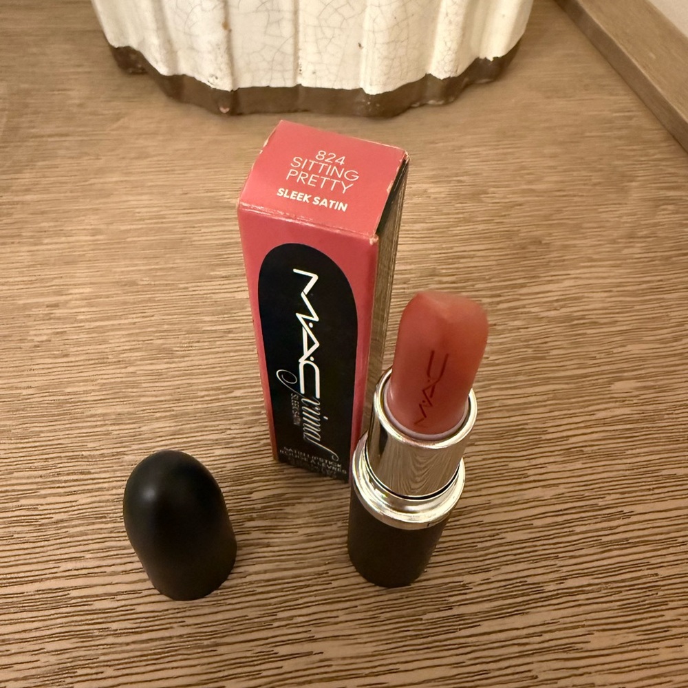 MAC Cosmetics Satin Lipstick - Sleek Satin